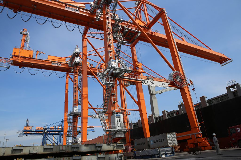 khai-bao-hai-quan-thong-quan-hang-hoa-tai-cang-hai-phong-nhanh-chong-tien-loi-gia-re